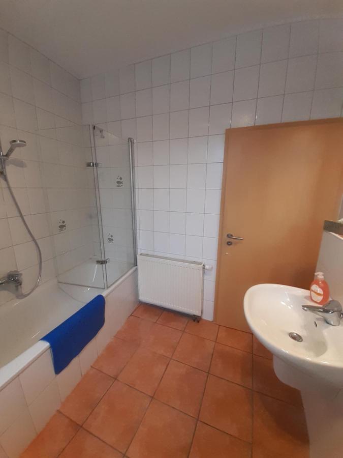 Fe Wo Am Alten Rathaus Andernach Exteriör bild