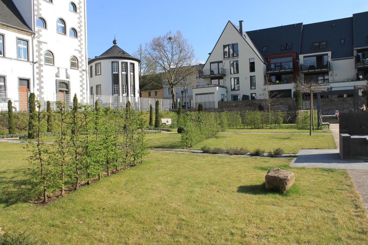 Fe Wo Am Alten Rathaus Andernach Exteriör bild