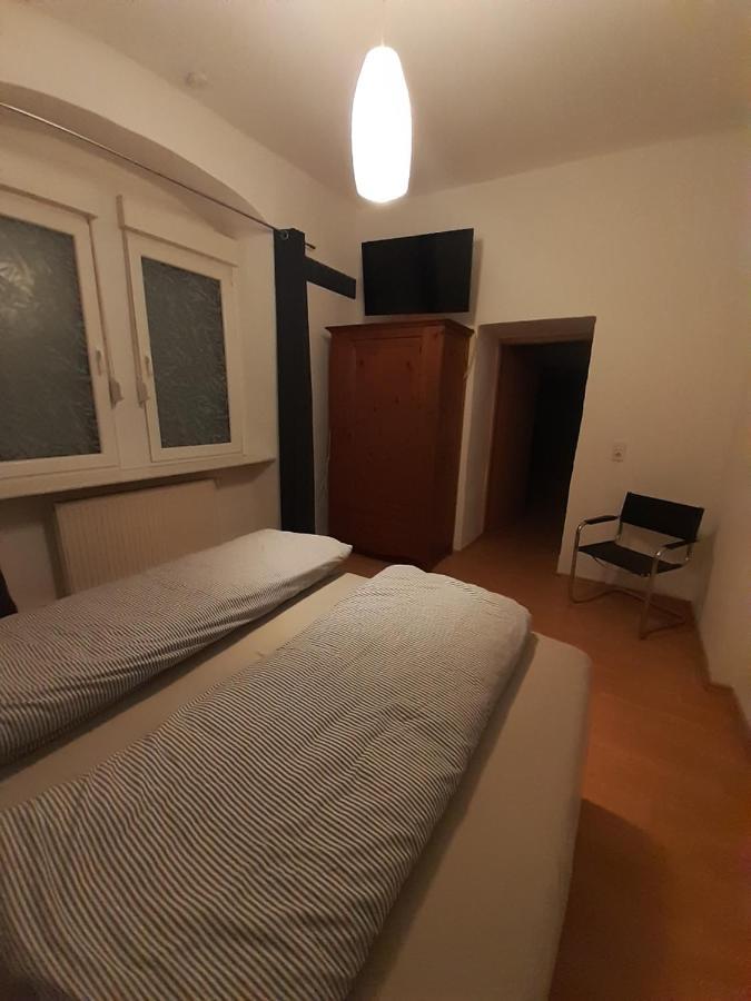 Fe Wo Am Alten Rathaus Andernach Exteriör bild