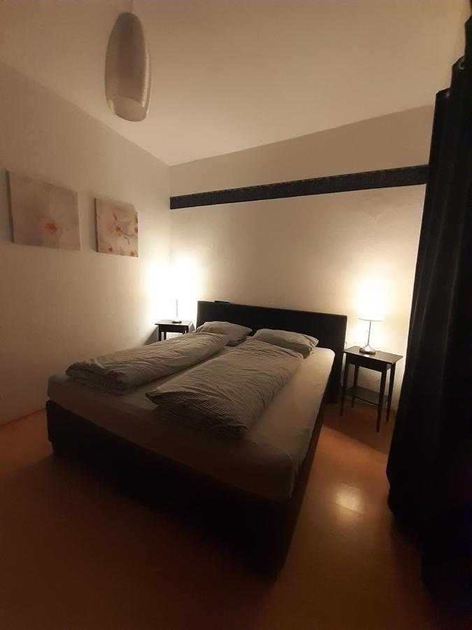 Fe Wo Am Alten Rathaus Andernach Exteriör bild