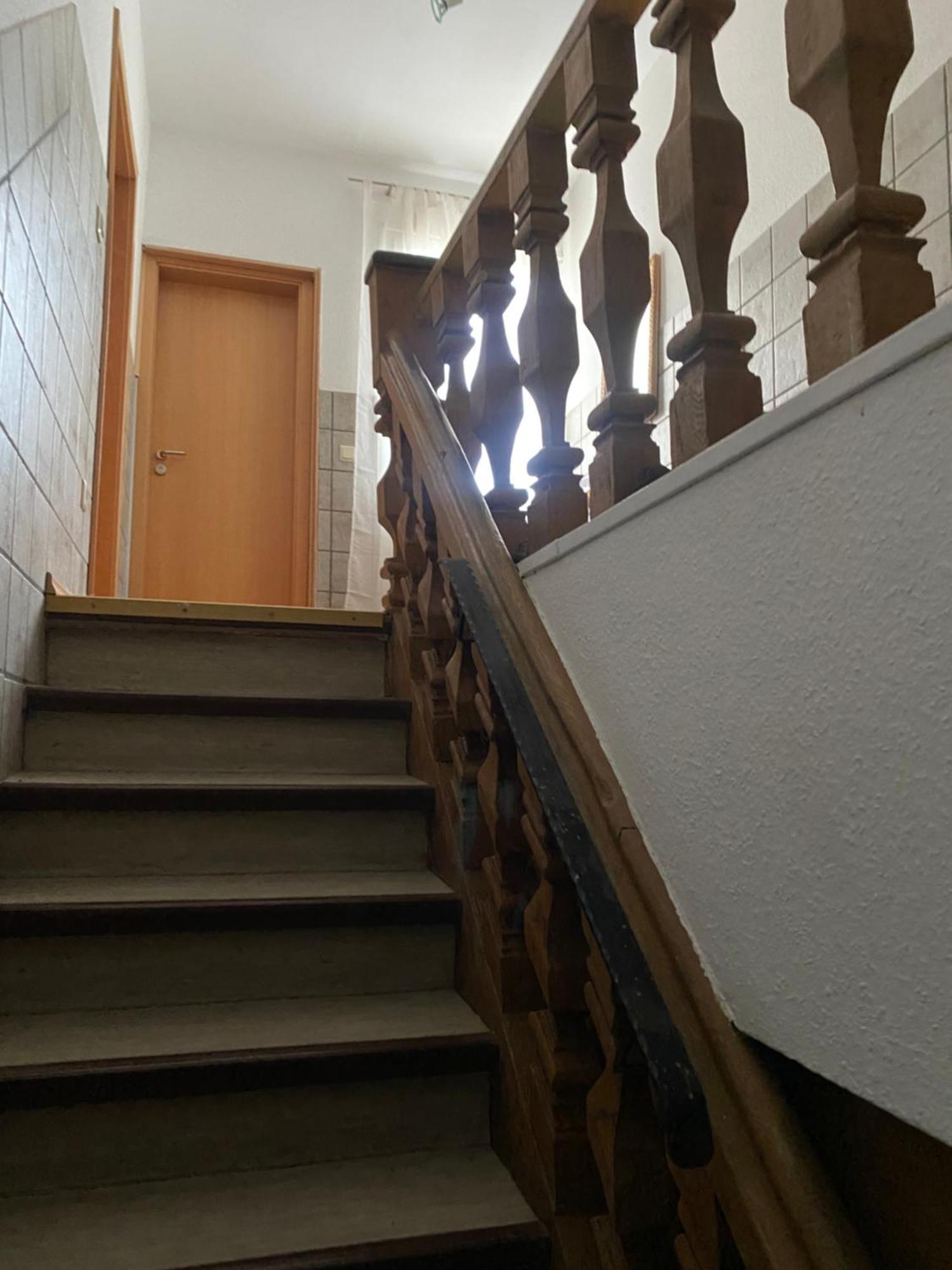 Fe Wo Am Alten Rathaus Andernach Exteriör bild